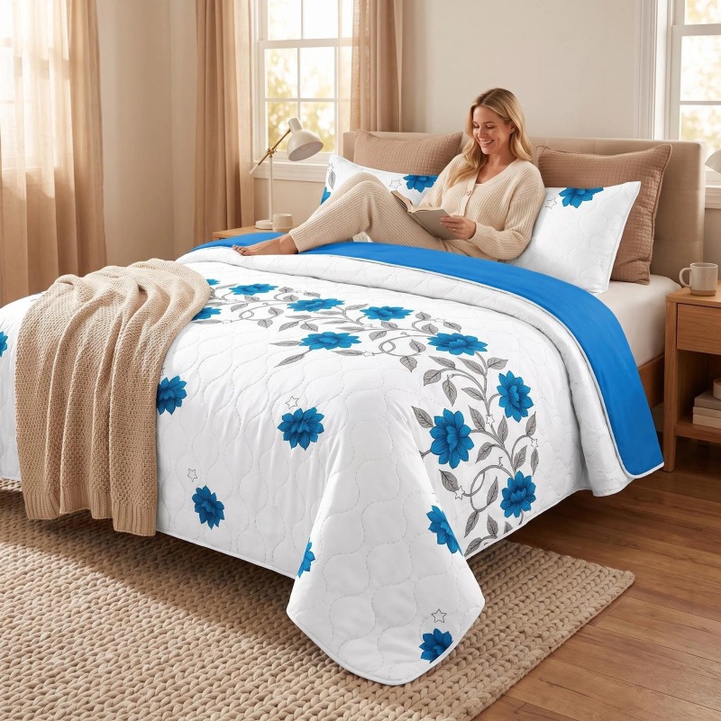 3-Piece Gray Blue Floral Vine Quilted Bedspread Set For King And California King (Option: KING)